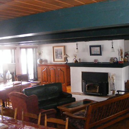 Auberge La Seigneurie Valcartier Saint-Gabriel-De-Valcartier Exteriör bild