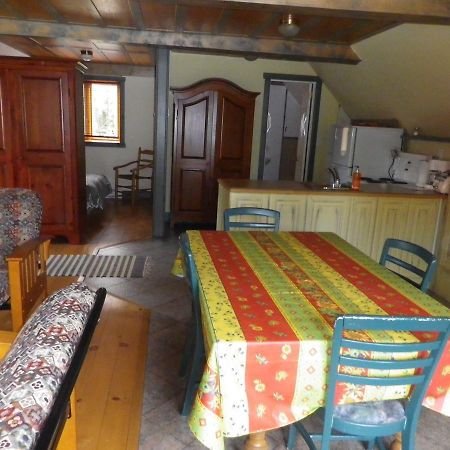 Auberge La Seigneurie Valcartier Saint-Gabriel-De-Valcartier Exteriör bild